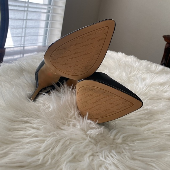 BCBG Generation / Office Shoes - Picture 5 of 6